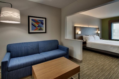 Holiday Inn Express Hotel & Suites Waukegan/Gurnee image 13