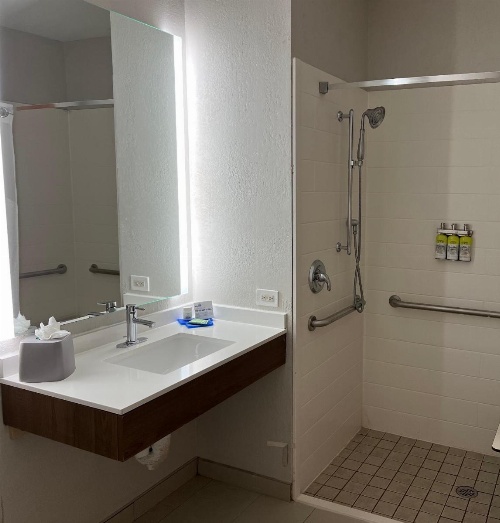 Holiday Inn Express Hotel & Suites Waukegan/Gurnee image 31