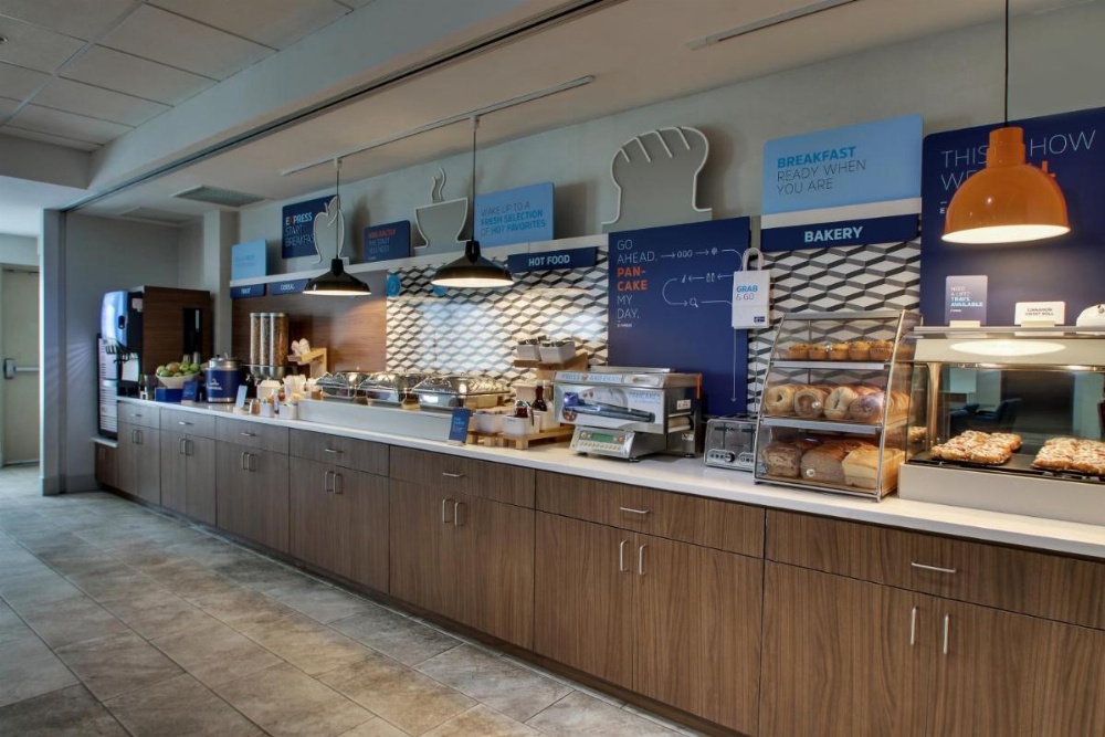 Holiday Inn Express Hotel & Suites Waukegan/Gurnee Image 34