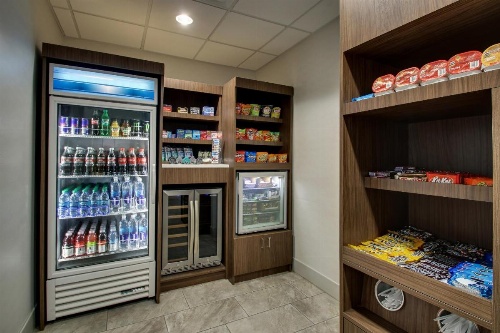 Holiday Inn Express Hotel & Suites Waukegan/Gurnee image 37